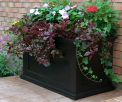 Mayne Inc. Fairfield Rectangle Planter -Garden Oasis 810440457 1
