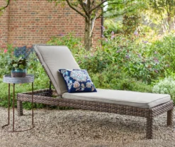 Broyhill Eagle Brooke All-Weather Wicker Cushioned Chaise Lounger -Garden Oasis 810459548 2