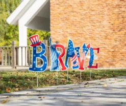 "Brave" Patriotic Icons 5-Piece Yard Stake Set -Garden Oasis 810649693 A0 2